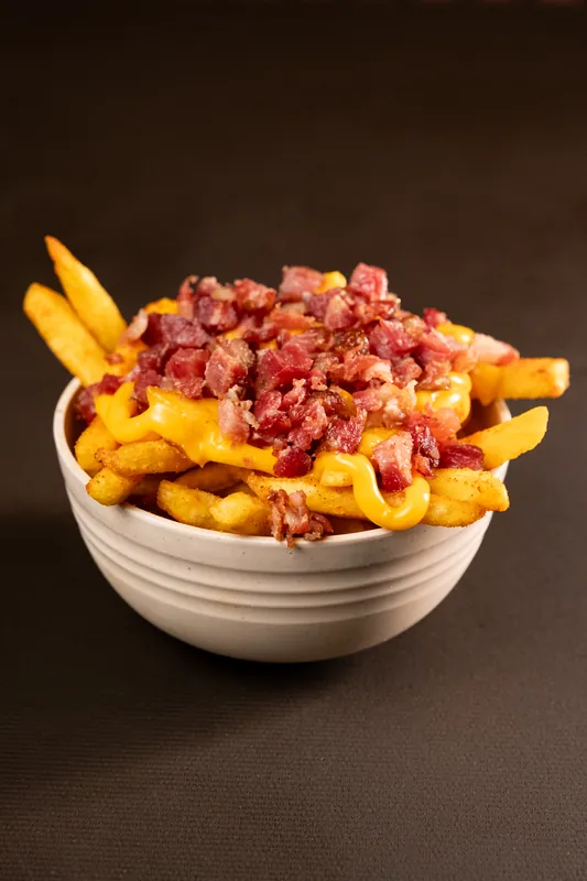 Batata com cheddar e bacon