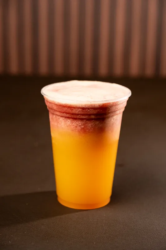 Suco em camadas